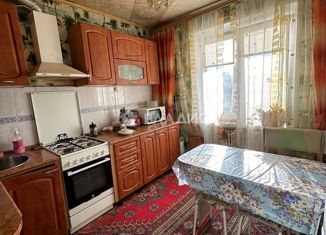 Продается 3-ком. квартира, 64.2 м2, Орск, Омская улица, 71А