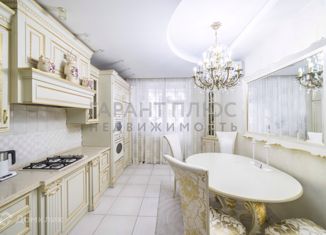 Продается 3-комнатная квартира, 134.9 м2, Липецк, улица Желябова, 14А