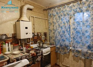 Продам 1-ком. квартиру, 31.6 м2, поселок городского типа Новая Майна, улица Микрорайон, 7