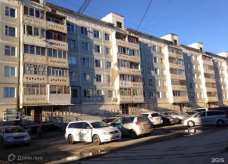 Продам 1-ком. квартиру, 35 м2, Якутск, улица Петровского, 23/1, Октябрьский округ