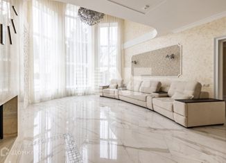 Продам дом, 360 м2, деревня Уварово