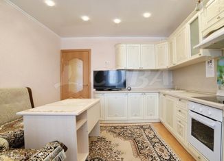 Продам двухкомнатную квартиру, 65.9 м2, Тюменская область, Широтная улица, 190к4