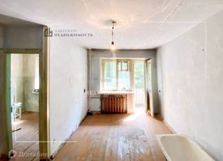 Продается однокомнатная квартира, 32 м2, Новосибирск, улица Маяковского, 2А, улица Маяковского