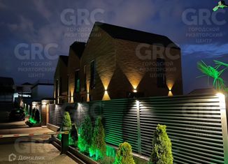 Продаю таунхаус, 200 м2, Сочи, микрорайон Макаренко, улица Голенева