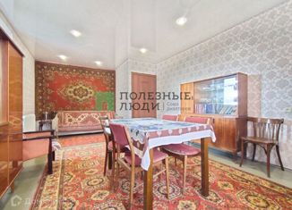 Продам 5-ком. квартиру, 102.4 м2, Уфа, улица Адмирала Ушакова, 88/1, Орджоникидзевский район