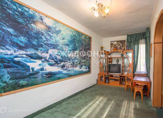 Продается двухкомнатная квартира, 39.5 м2, Барнаул, улица Гулькина, 36
