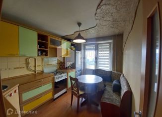 Продам 3-комнатную квартиру, 63 м2, Москва, улица Новинки, 17, улица Новинки