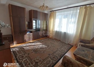 Продажа 2-комнатной квартиры, 61.4 м2, Ярцево, Советская улица, 10