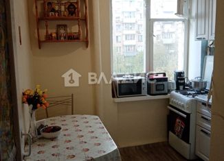 Продается трехкомнатная квартира, 56.5 м2, Москва, Стрельбищенский переулок, 5с2, метро Шелепиха