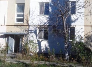 Продается трехкомнатная квартира, 61.1 м2, село Дачное, Зелёная улица, 3