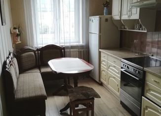 Сдается в аренду 2-комнатная квартира, 55 м2, Санкт-Петербург, улица Щербакова, 6, метро Удельная