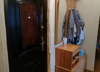 Продается 2-ком. квартира, 49.7 м2, поселок городского типа Малышева, улица Автомобилистов, 1