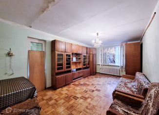 Продается 2-ком. квартира, 53.7 м2, Нальчик, улица Неделина, 11