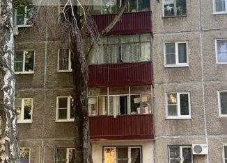 Продаю 2-ком. квартиру, 45.8 м2, Липецк, улица Гагарина, 107к2