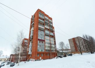Продам 2-комнатную квартиру, 59 м2, Петрозаводск, проспект Александра Невского, 41, район Голиковка