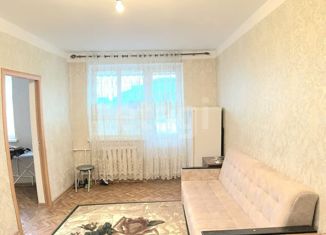 Продажа 3-ком. квартиры, 50 м2, Чечня, проспект Ахмат-Хаджи Абдулхамидовича Кадырова, 121