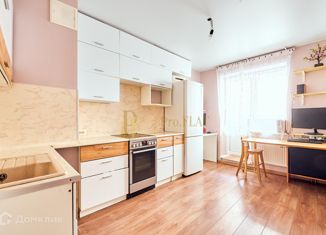 Продам 1-комнатную квартиру, 33.5 м2, Санкт-Петербург, Кушелевская дорога, 7к5, метро Площадь Мужества