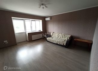 Продаю 2-комнатную квартиру, 60.6 м2, Лабинск, Революционная улица, 367к1