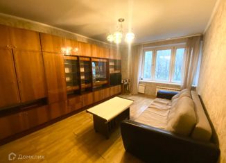 Продаю 1-ком. квартиру, 35 м2, Москва, улица Введенского, 12к2, улица Введенского
