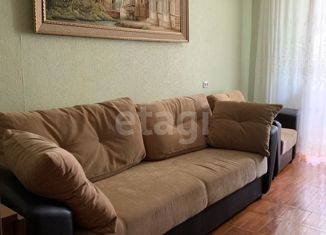 Продам 2-ком. квартиру, 52.1 м2, Адыгейск, улица Чайковского, 1