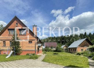 Продаю дом, 293.3 м2, деревня Руболдино