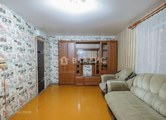 Продается двухкомнатная квартира, 41.4 м2, Павловск, Горная улица, 2