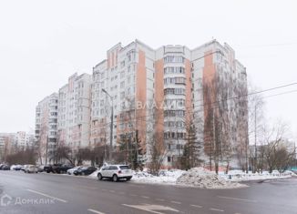 Трехкомнатная квартира на продажу, 74 м2, Москва, Южнобутовская улица, 121, метро Бунинская аллея