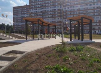 Продам 2-ком. квартиру, 53.6 м2, посёлок Марьино, улица Харлампиева, 44