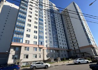 Продаю 1-комнатную квартиру, 42.8 м2, городской посёлок имени Свердлова, Западный проезд, 15к2