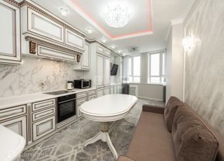 Продается четырехкомнатная квартира, 113 м2, Новосибирск, улица Дуси Ковальчук, 248