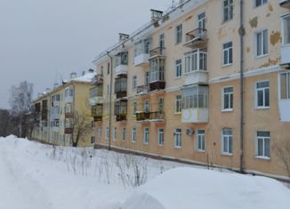 Продается двухкомнатная квартира, 41 м2, Дегтярск, улица Калинина, 9