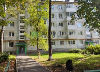 Продается 2-ком. квартира, 44.5 м2, Удмуртия, улица Дзержинского, 77