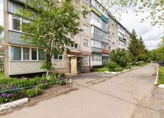 Продам трехкомнатную квартиру, 62.2 м2, Курган, проспект Конституции, 36, район Энергетики