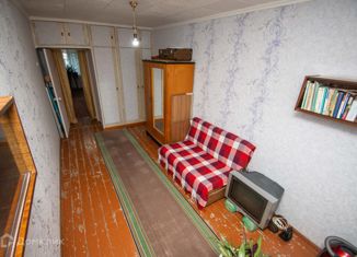 Продается двухкомнатная квартира, 45.7 м2, поселок Персиановский, улица Мичурина, 2