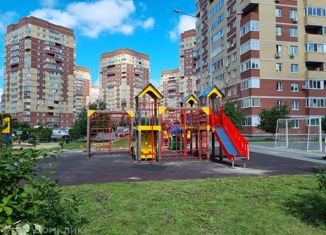 Продажа 1-комнатной квартиры, 42 м2, Тюмень, улица Бориса Житкова, 7к1