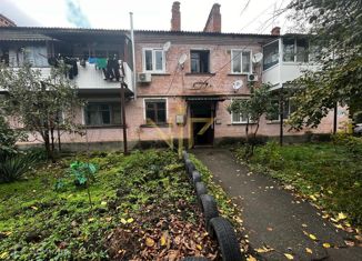 Продается 3-комнатная квартира, 44.2 м2, Лабинск, улица Константинова