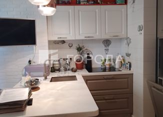 Продаю двухкомнатную квартиру, 42 м2, Москва, Новодмитровская улица, 2к5, метро Дмитровская