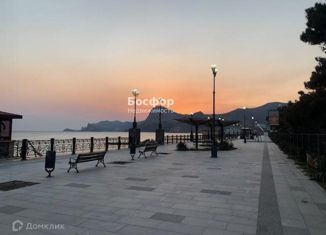 Продаю земельный участок, 7.6 сот., Судак, Юбилейная улица, 3