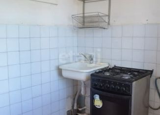 Продам 2-ком. квартиру, 47 м2, Старица, Коммунистическая улица, 33