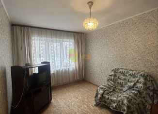 Продажа 2-комнатной квартиры, 45 м2, Омск, улица Волкова, 13