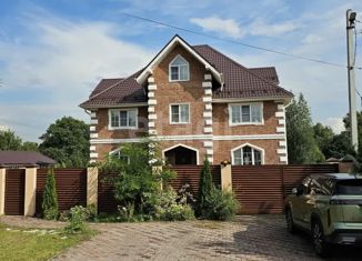 Продаю дом, 388.6 м2, деревня Бережки