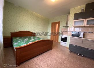 Сдаю квартиру студию, 30 м2, Красноярск, улица Петра Подзолкова, 5А, ЖК Светлый