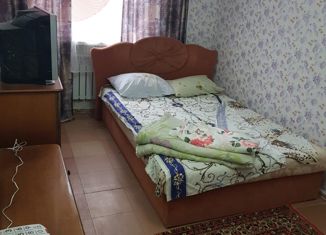 Продаю 3-комнатную квартиру, 72 м2, Севастополь, проспект Октябрьской Революции, 67