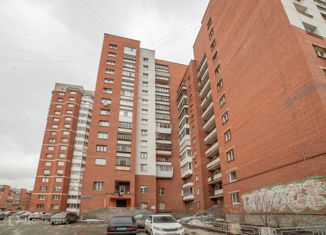 Продается 3-комнатная квартира, 68.5 м2, Екатеринбург, Железнодорожный район, улица Ватутина, 15