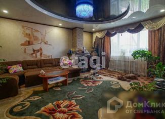 Продаю дом, 209 м2, деревня Карловка