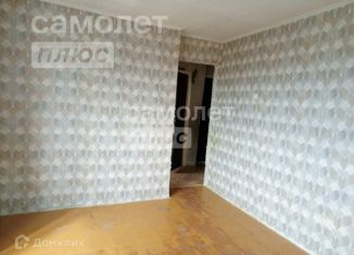 Продаю 2-комнатную квартиру, 42 м2, Туринск, улица Мамина-Сибиряка, 3А