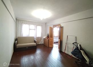 Продаю 3-комнатную квартиру, 48.7 м2, Бийск, Советская улица, 76