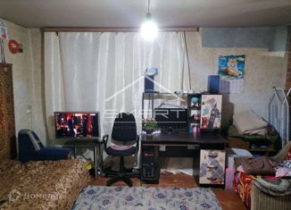 Продам двухкомнатную квартиру, 43 м2, село Кривенковское, Спорная улица, 106