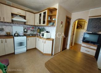 Продажа трехкомнатной квартиры, 62.8 м2, поселок Новки, улица Калинина, 2