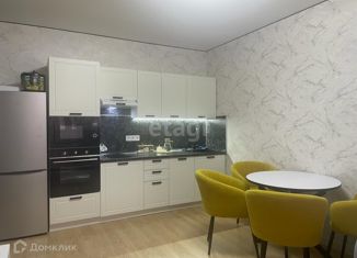 Продаю 2-комнатную квартиру, 62 м2, поселок городского типа Рефтинский, Солнечная улица, 13